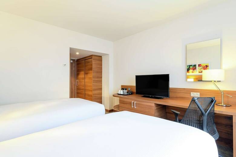 Hotel Cascade Louise