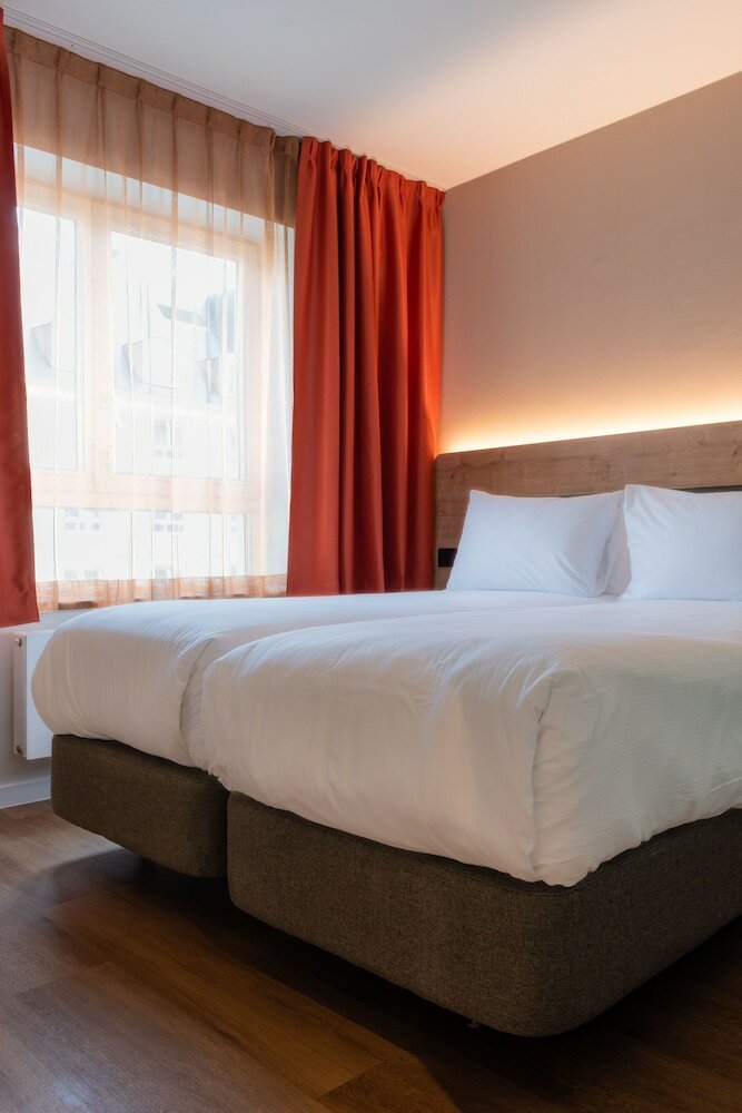 Hotel Cascade Louise