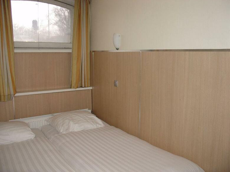 Hotel Blossoms City
