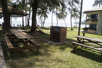 Hotel Damai Beach Resort