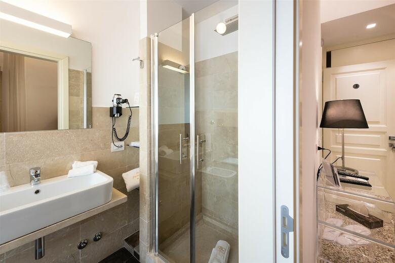 Hotel Porta Reale