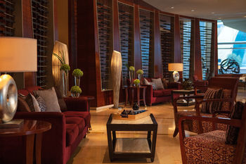 Hotel Renaissance Wuhan