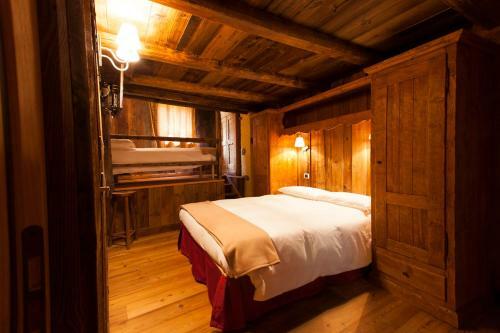 Hostal Rifugio L' Aroula