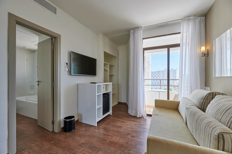 Hotel Alua Calas De Mallorca