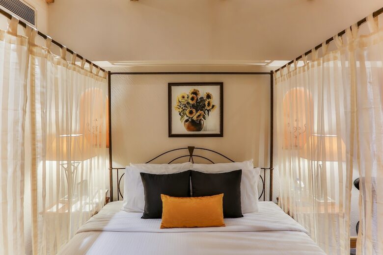 Hotel Sun-n-sand Mumbai