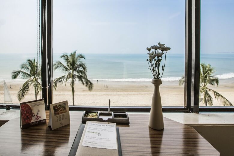 Hotel Sun-n-sand Mumbai