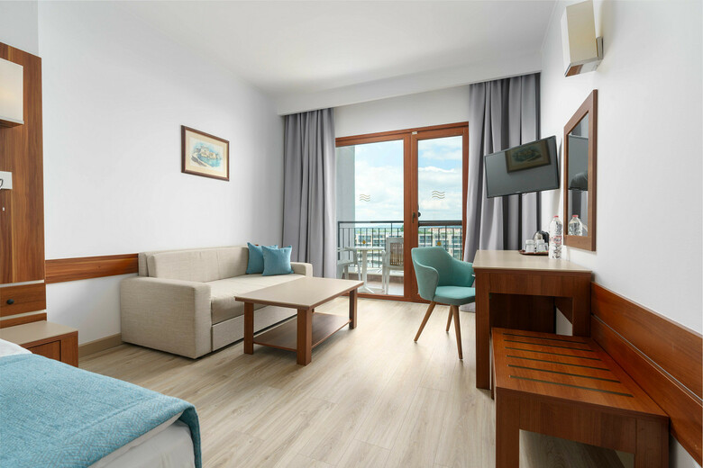 Hotel Alua Helios Bay