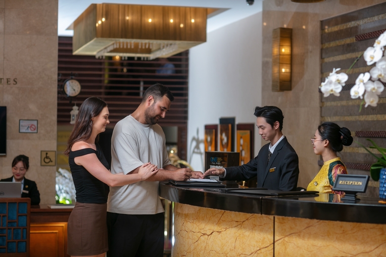 Hotel Serenade