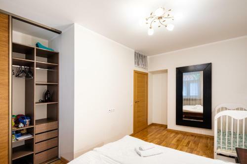 Riga Embassy Center Apartment With Parking