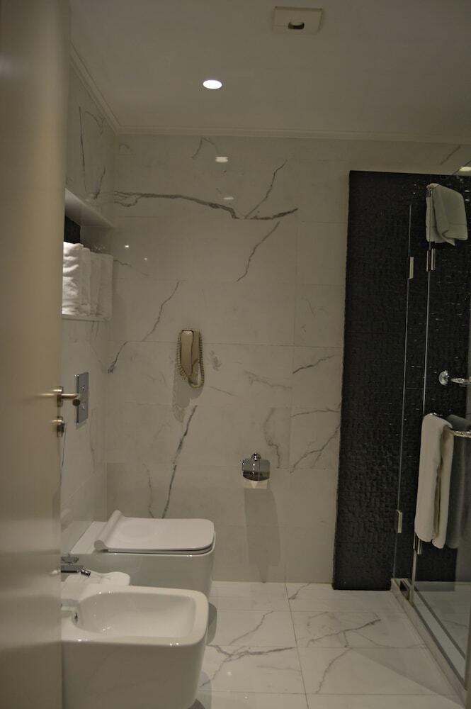 Hotel Markazia Monroe Suites