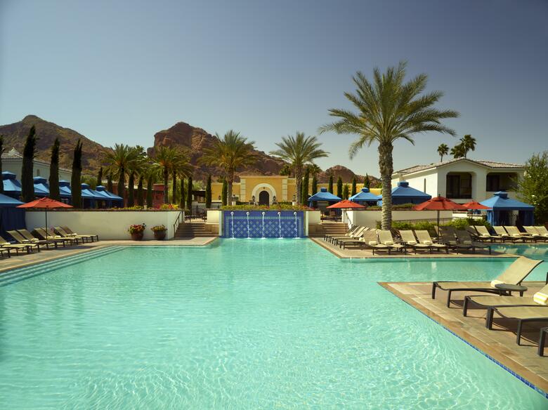 Hotel Montelucia Resort & Spa