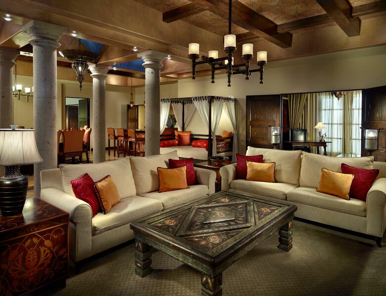 Hotel Montelucia Resort & Spa