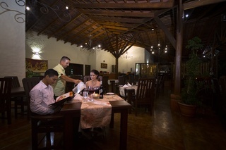 Casa Luna Hotel