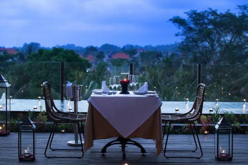 Hotel Ubud Village