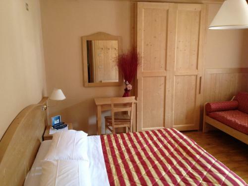 Hotel Albergo Garn� Ajarnola