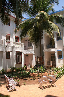 Hotel Alore Grand