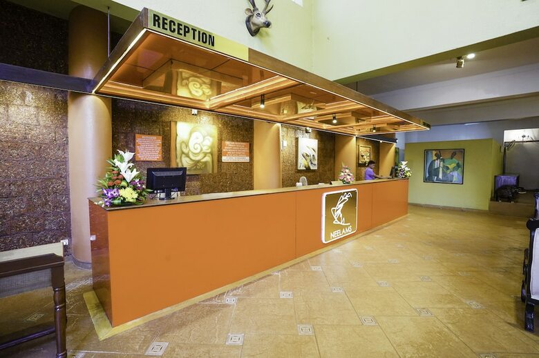 Hotel Neelam The Grand