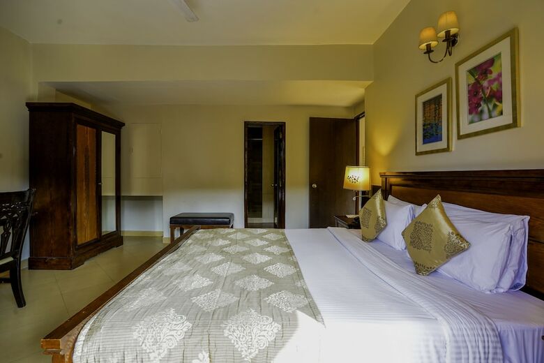 Hotel Neelam The Grand