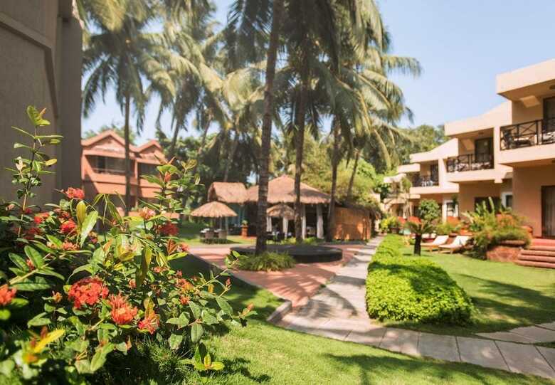 Hotel Whispering Palms Beach Resort