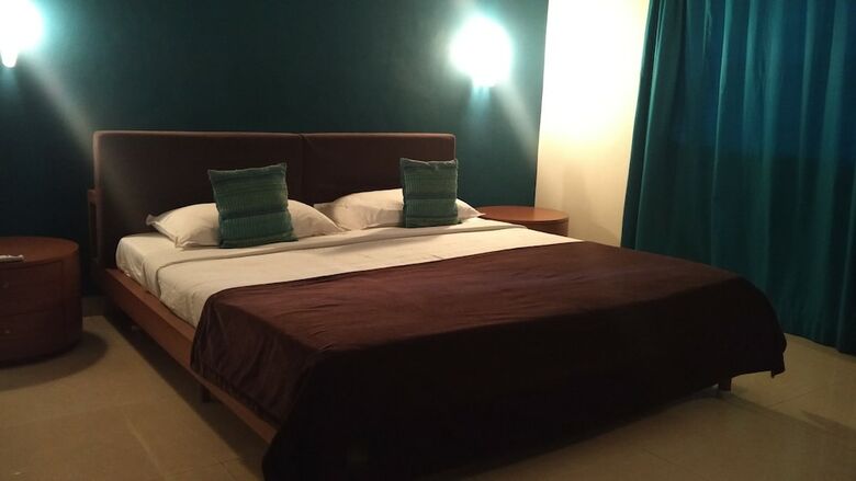 Hotel Surya Sangolda