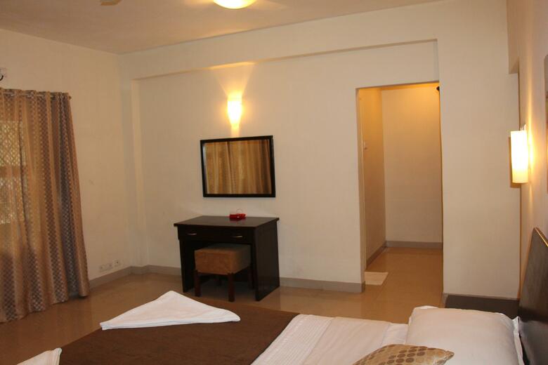 Hotel Surya Sangolda