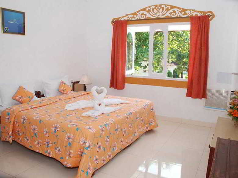 Hotel Paradise Village Beach Resort