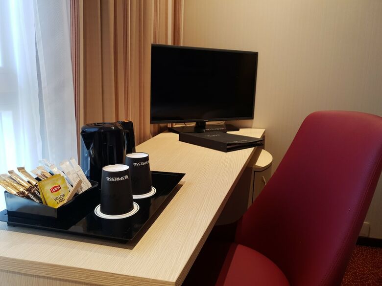 Hotel Nash Airport