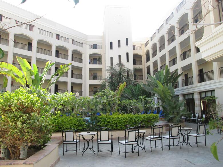 Hotel Sol Y Mar Ivory Suites