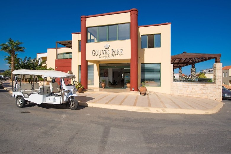 Hotel Gouves Park