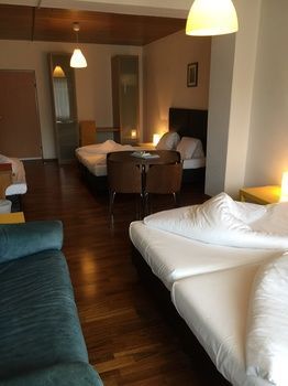 Art Hotel Binders