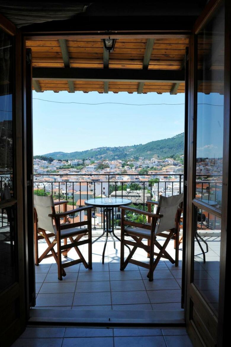Aparthotel Stefanis House