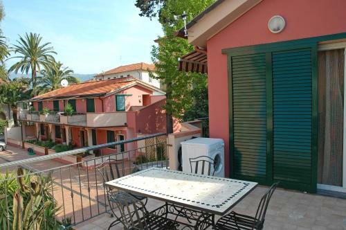 Aparthotel World Village Apartments