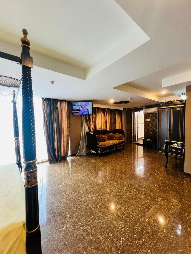 Oyo 562 K Garden Hotel