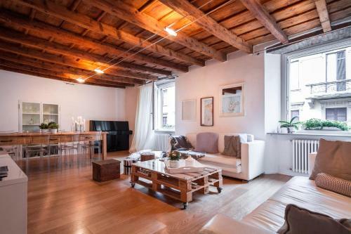 Apartamento Home In Como - Bymyhomeincomo