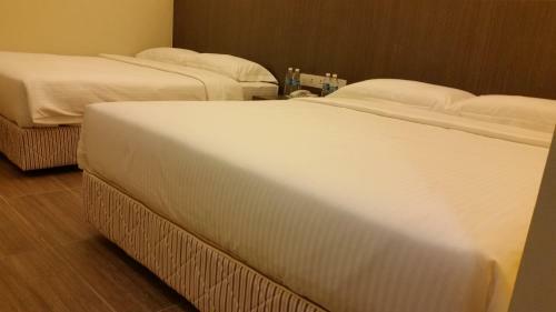 Hotel Check Inn Kk
