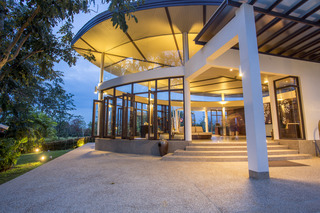 Hotel Andaburi Resort