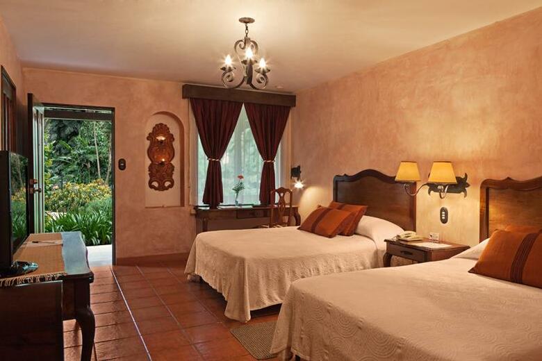 Hotel Las Farolas