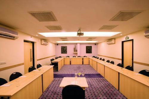 Hotel Lemon Tree - Udyog Vihar