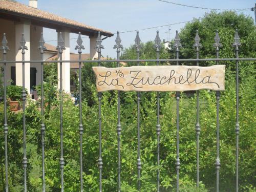 Bed & Breakfast La Zucchella