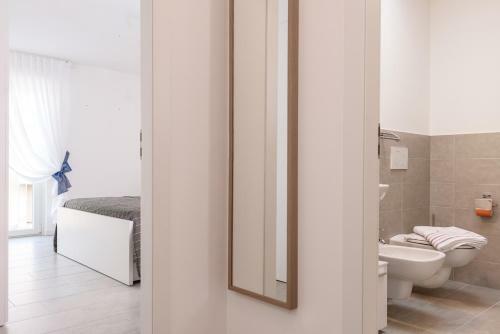 Marina's White Apartment