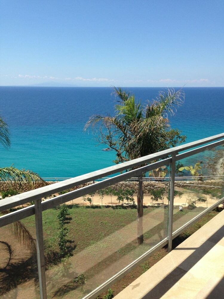 Hotel Blue Bay Resort