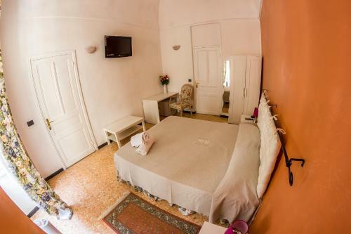 Hostal Sweetdreams Guest House