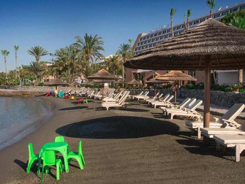 Amathus Beach Hotel