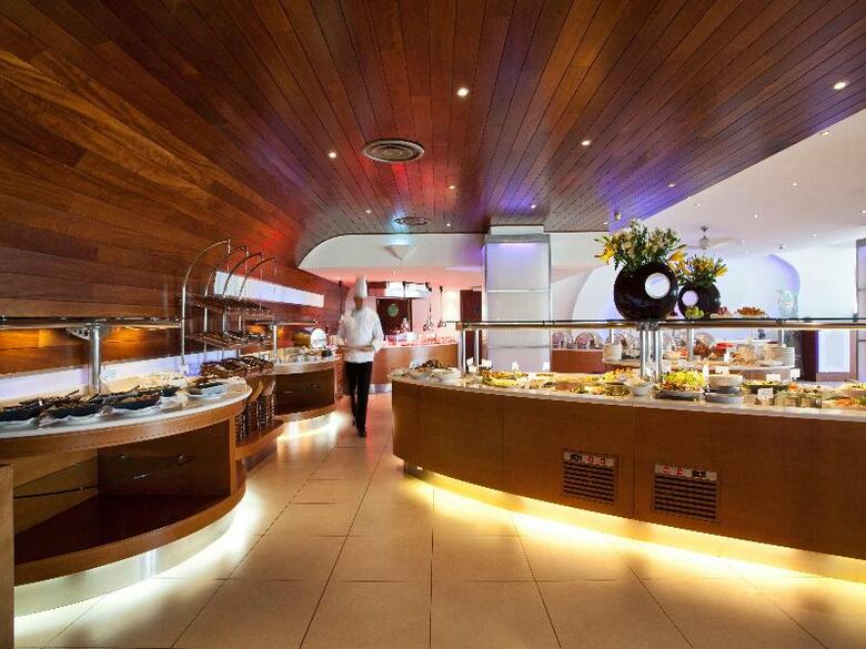Amathus Beach Hotel