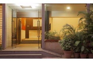 Hotel Kings International
