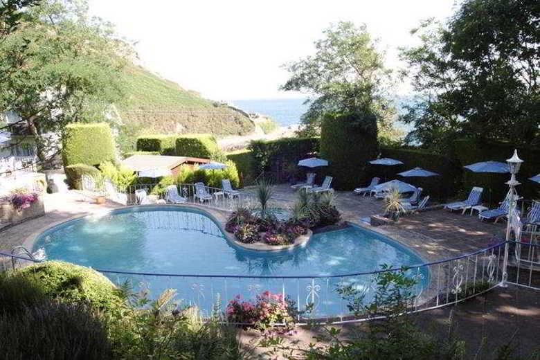 Hotel Waters Edge