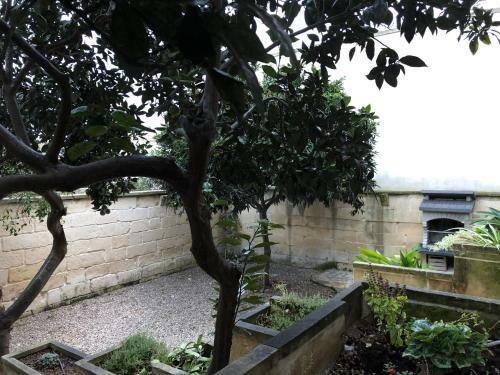 Hostal Monterussi Centro Benessere E Rooms