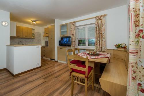 Majon Vajolet - Apartments Luisa
