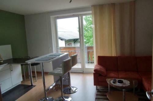 Neuprantl Apartments
