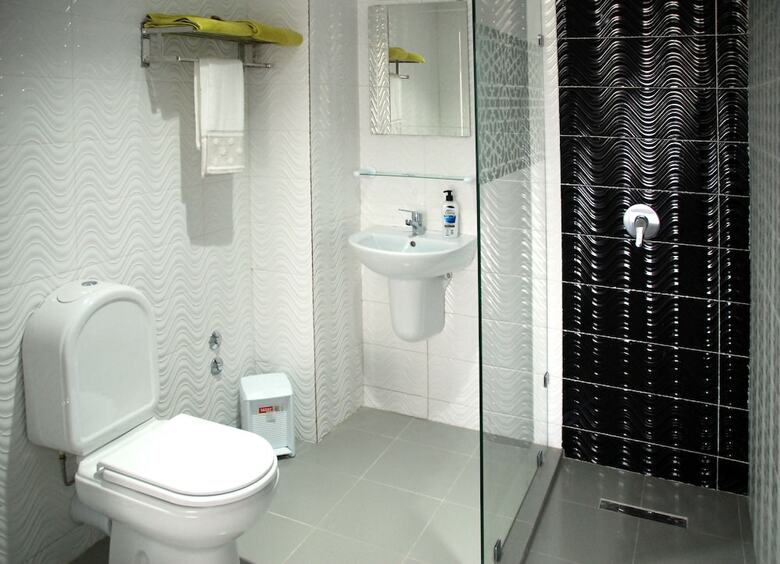 Azayla Hotel